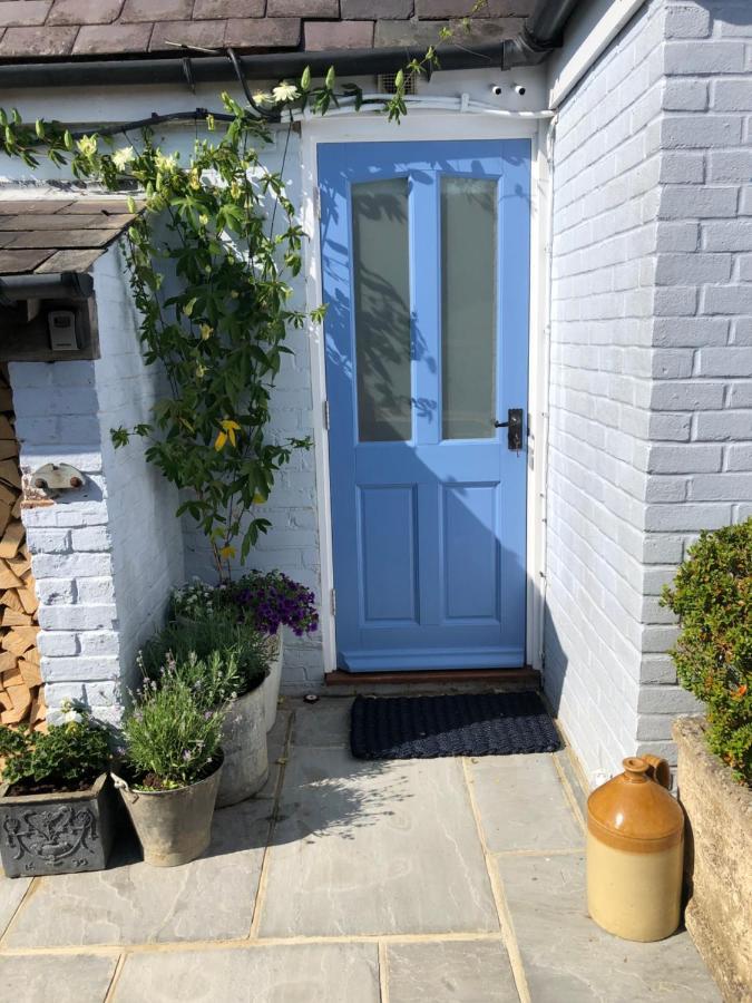 Plovers Cottage Chichester Exteriör bild